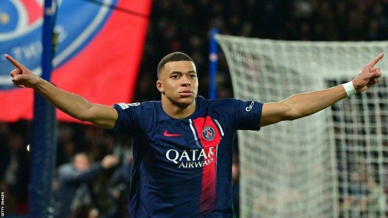 Lùm xùm về mối quan hệ với đội bóng PSG